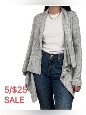 GUESS Gray Knit Shawl Collar Cardigan Asymmetrical Hem Size Small 5/$25 Sale